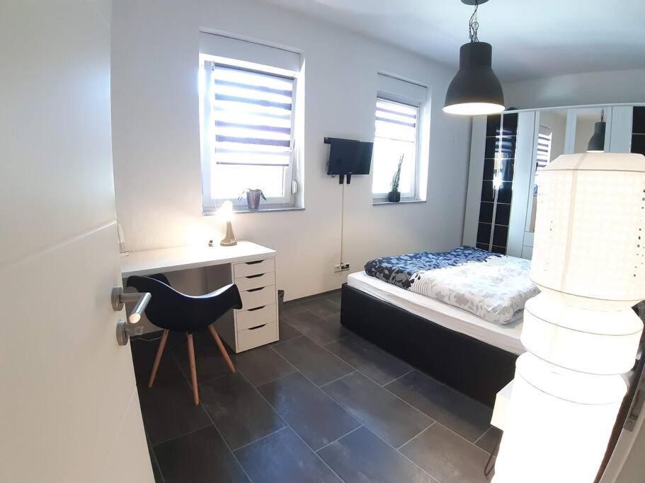 Bello Apartamento Graben-Neudorf Exteriör bild