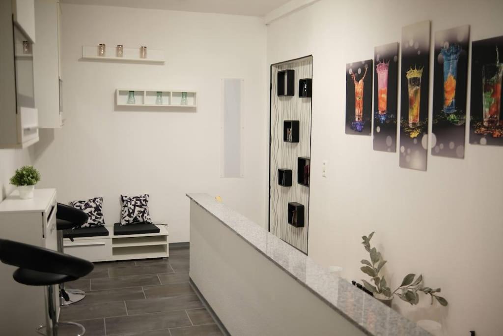 Bello Apartamento Graben-Neudorf Exteriör bild